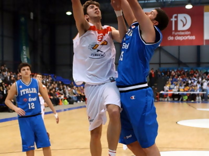 Alberto Jódar renueva con el Lucentum Alicante por una temporada