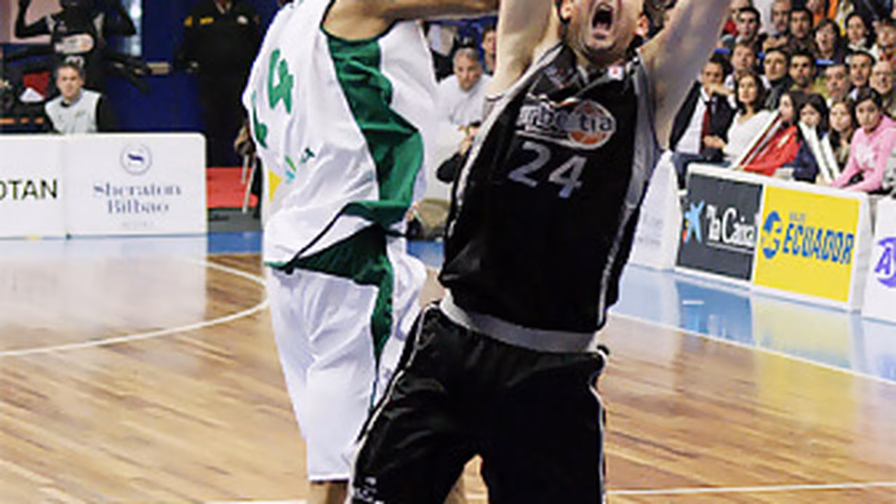 El brillo de Huertas saca de la oscuridad a iurbentia Bilbao Basket