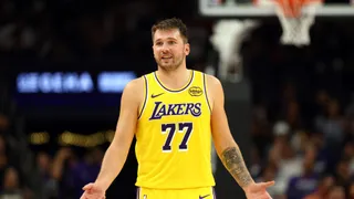 Luka Doncic (42 puntos) no es suficiente ante el acierto de los Kings