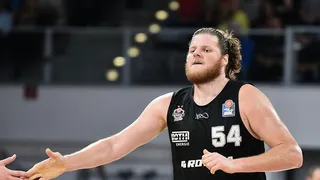 “Big” John Bryant: de fiasco en Valencia a hombre récord en Alemania