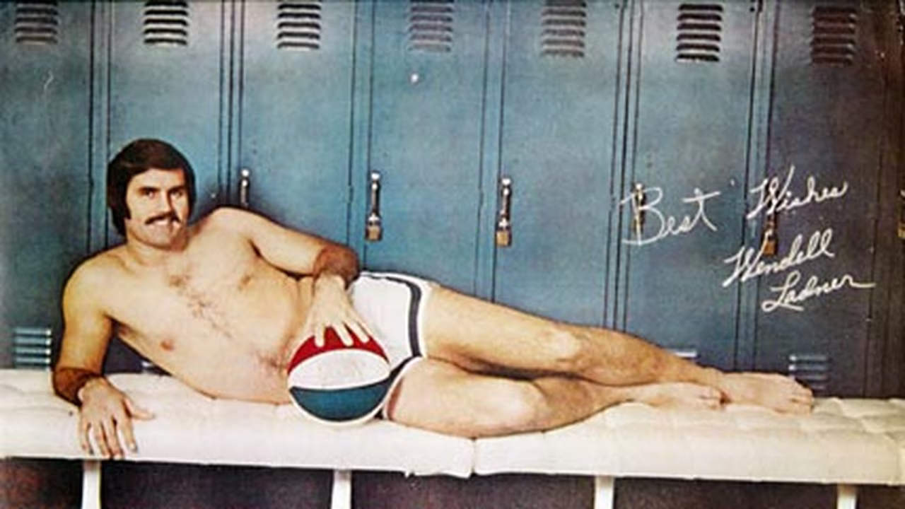 Movember Moustache: los bigotes del baloncesto