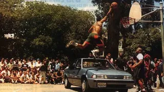 Viaje por pistas de streetbasket: no hay equipos, tampoco horarios. Todos son bienvenidos