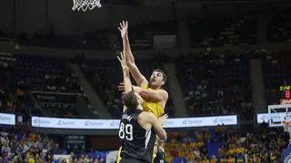 Iberostar Tenerife comienza su cuarta BCL con victoria en casa (81-67)
