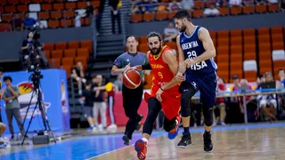 El liderazgo de Ricky Rubio da la victoria de España ante Argentina (84-76)
