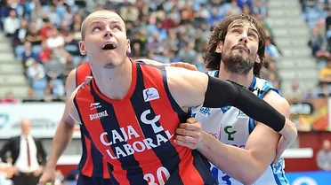 David Doblas renueva con Lagun Aro, Dejan Musli deja Baskonia y firma por el Partizán