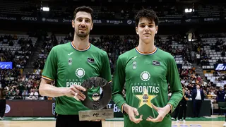 Ian Platteeuw abandona la Penya y llega al hogar NCAA de Stephen Curry