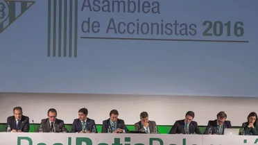 Los accionistas del Betis aprueban la definitiva sección de baloncesto