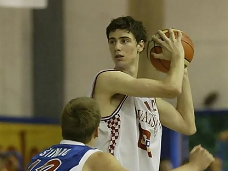 ¿Es Ante Tomic el pívot deseado por Messina?