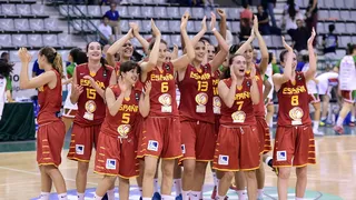 #U16F Cuartos: España supera a Rusia y jugará en semis ante las anfitrionas (61-70)