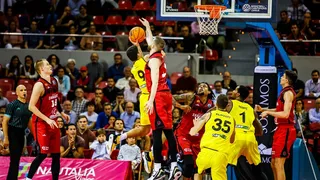 Victoria sobre la bocina para cerrar una semana de ensueño en Zaragoza (70-69)