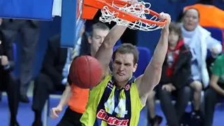 ¿Pueden los Nets fichar a Bogdanovic y quedarse a Blatche?