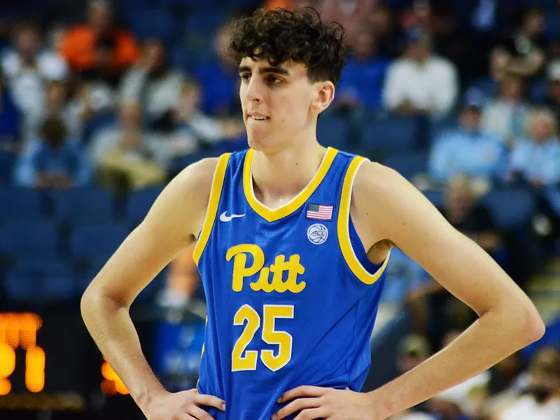 Un español se está saliendo en la NCAA. ¿De quién se trata?