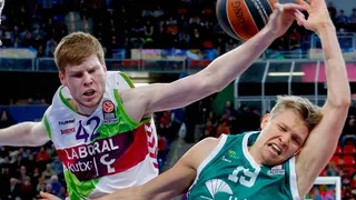 Causeur brinda una victoria muy trabajada al Laboral Kutxa (79-74)