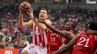 Unicaja negocia con Gal Mekel para sustituir al lesionado Stefan Markovic