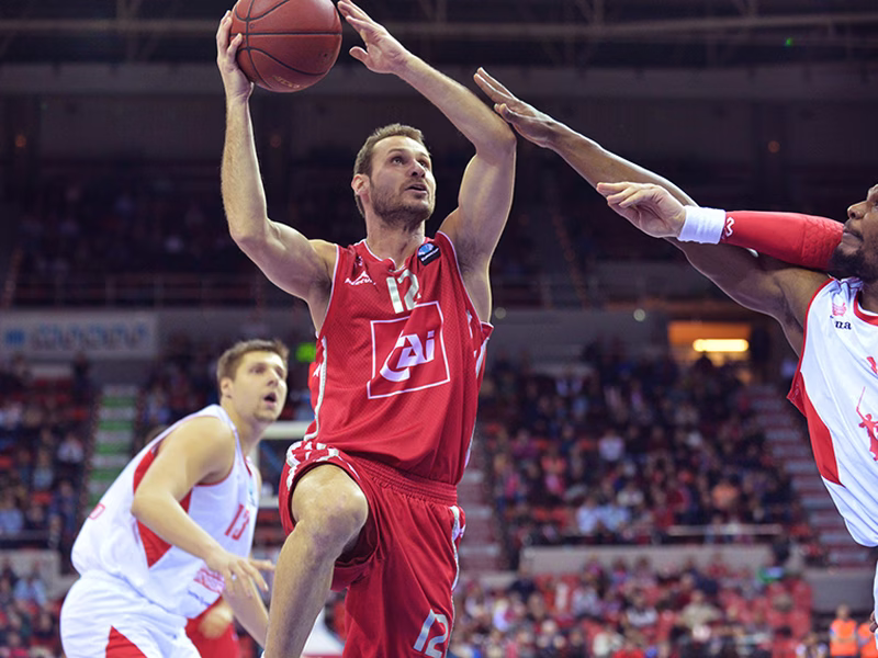 Doble fichaje en Gipuzkoa, llegan Llompart y Vrkic