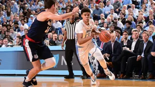 NCAA: Kansas y Duke siguen firmes en las primeras posiciones. Buffalo es la sorpresa