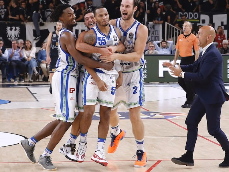 LEGA SERIE A: Sassari y Virtus Bologna únicos invictos