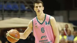 Se vende estrella balcánica: Nemanja Dangubic interesa a CAI Zaragoza y Laboral Kutxa