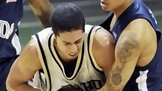 Michael Crowell, primer americano para el Lobos