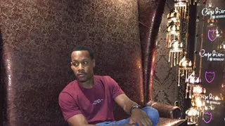 Entrevista a Demond Mallet: “Alberto (Abalde) es el futuro del baloncesto”