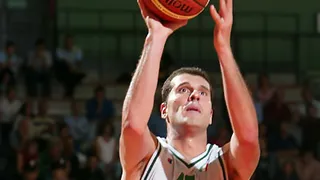 Ya es oficial: Michalis Kakiouzis firma con el Barça