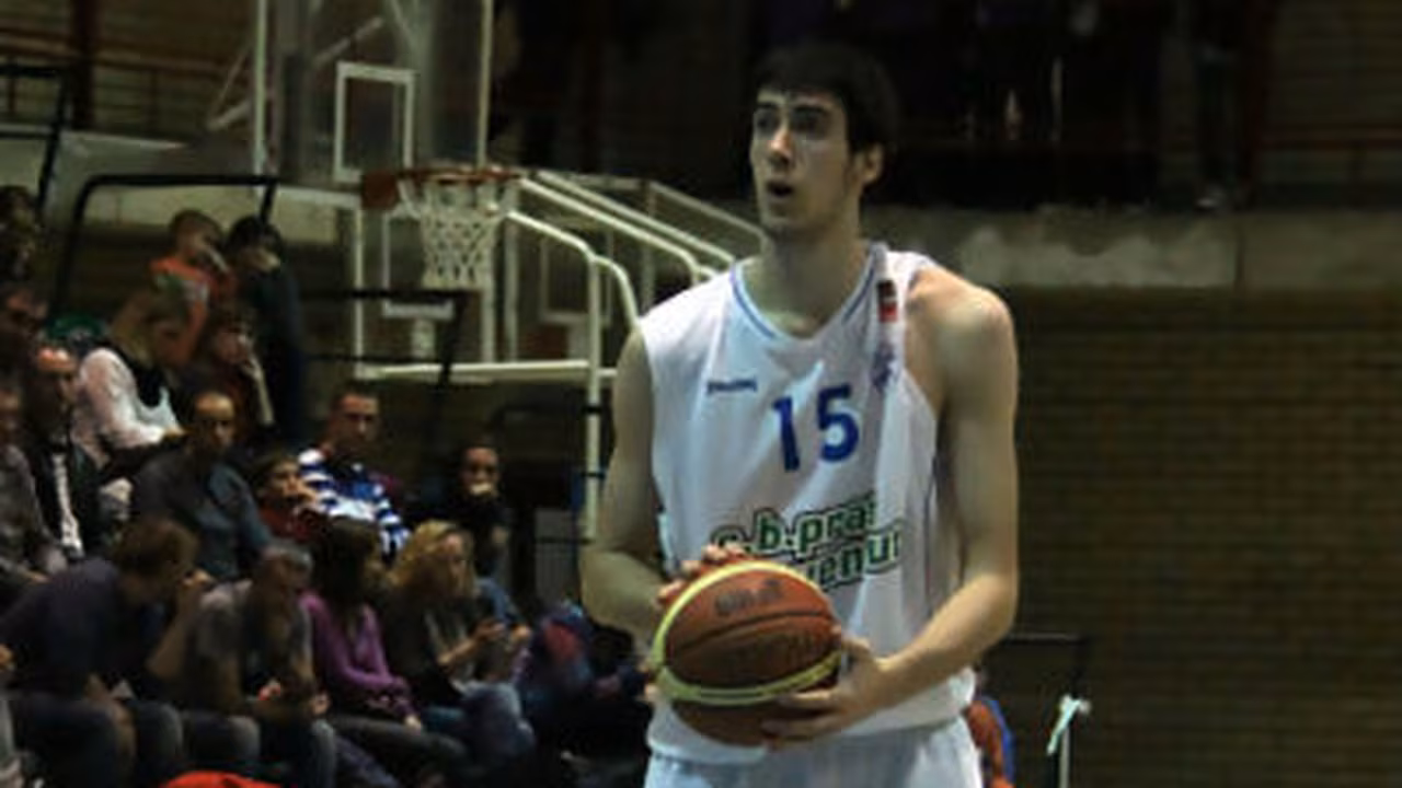Albert Homs, de entrenar con el Madrid a tener una segunda oportunidad en el CB Prat