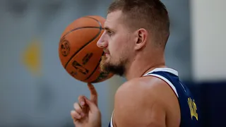 Estos son los jugadores actuales mejor pagados de la NBA