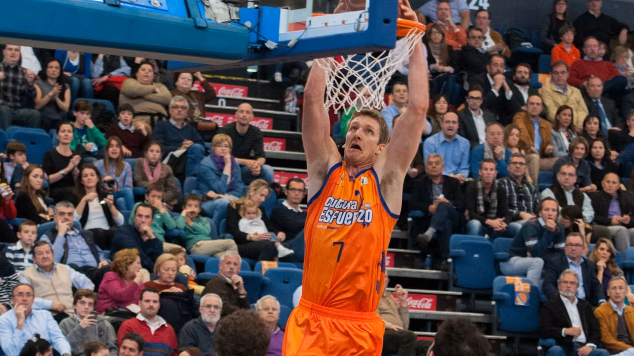 El futuro del Valencia Basket: Doellman y Dubljevic, pilares; suenan Zisis y Van Rossom