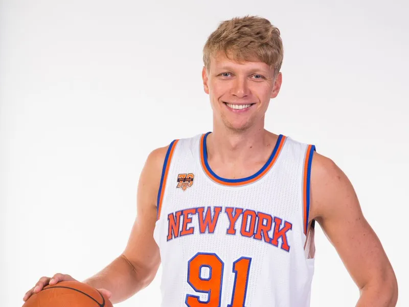 Mindaugas Kuzminskas cortado en los Knicks y ahora ¿NBA o Euroleague?