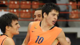 ¡Descubre en exclusiva el canastón sobre la bocina de Josep Pérez que clasifica al Regal FC Barcelona para la final del NIJT Hospitalet 2011!