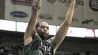 Zoco europeo: Óscar Torres firma por la Fortitudo de Bolonia y Charles Gaines por el Galatasaray