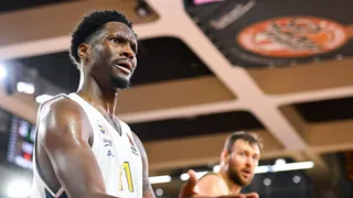 El extraño tiro del ex del Barça: “Lo hice a oscuras”