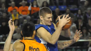 Cajasol Banca Cívica confirma la continuidad de Paul Davis. Ondrej Balvin, 5º pívot