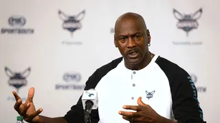 Michael Jordan se ha cansado de los Hornets