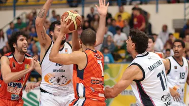 Melilla derrota a un Coruña peleón y se planta en la gran final