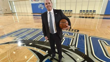 Frank Vogel, reinventarse o morir
