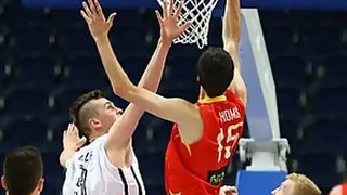 El CB Prat incorpora a Albert Homs, la perla verdinegra, y renueva a Ferran Bassas y Guillem Vives