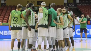 El Betis revoluciona la plantilla y anuncia la salida de nueve jugadores