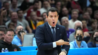 El Fenerbahce destituye a Dimitrios Itoudis y negocia con varios entrenadores