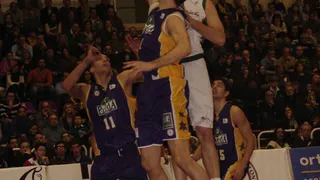 Unicaja gana en Pisuerga casi sin quererlo gracias a Fran Vázquez (84-89)