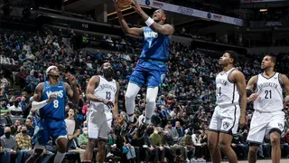 Los Heat asaltan el liderato del Este. Lakers con récord negativo.