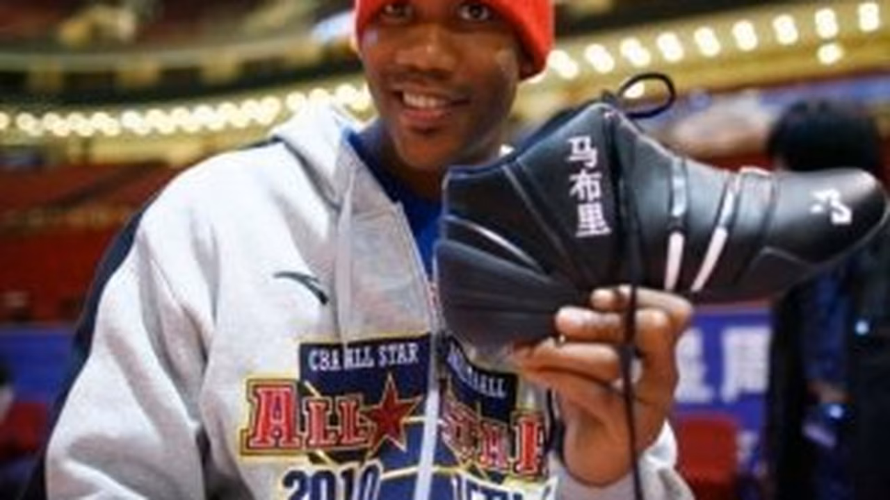 Otras Ligas: actuación antológica de Marbury y continúa el dominio de Guandong en el parón de la liga; en Corea el Promy continúa invicto en 2012 y KGC prescinde de Rodney White; All Star en Polonia