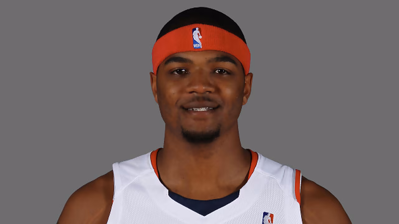 Atlanta Hawks 2010-11. Nuevo entrenador, mismo equipo