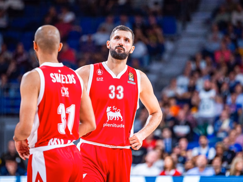 El mejor Mirotic no evita la enésima crisis en Milan