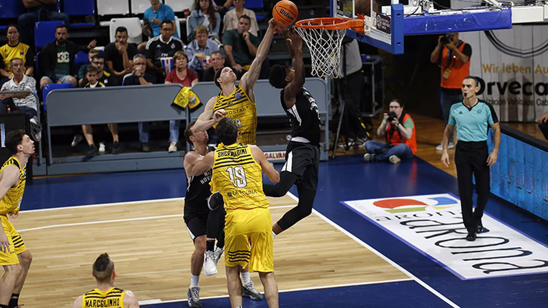 ZocoACB: Kyle Singler deja el baloncesto en activo y Manresa incorpora a Mitrovic