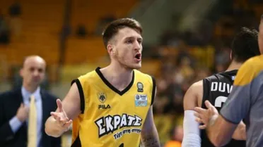 Papantoniou, un base Eurocup para Araberri. Milan Nikolic cierra la plantilla del CB Prat