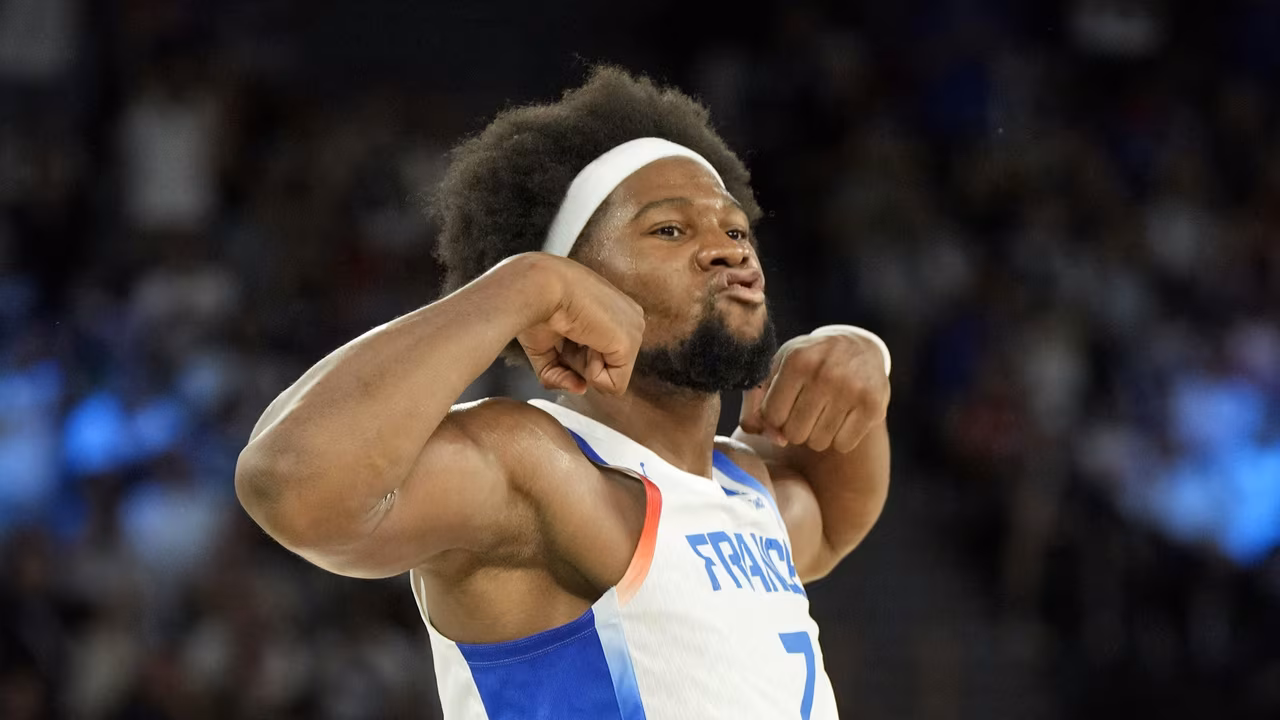 3 razones por las que Yabusele puede ser el factor X de Philadelphia Sixers