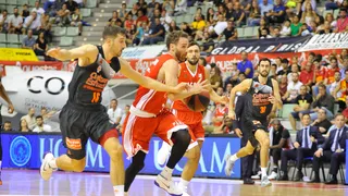 El oficio de Valencia Basket castiga a UCAM Murcia (68-81)