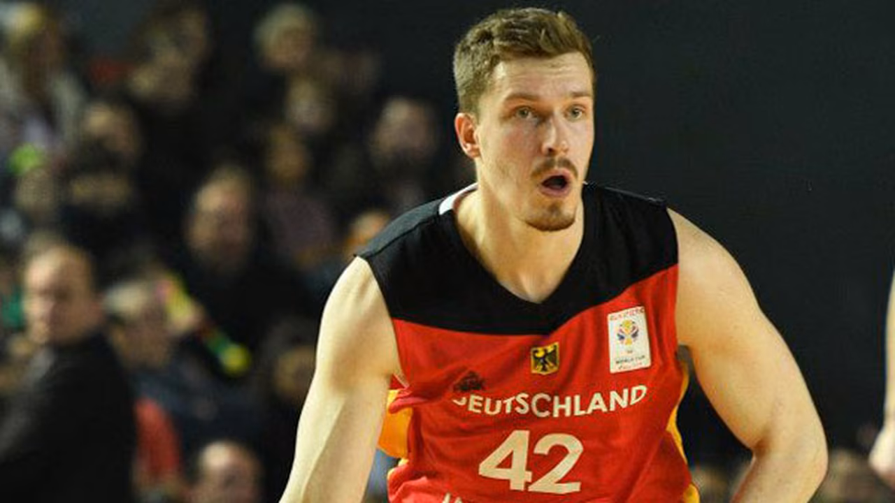 Analizando a Andreas Obst, un nuevo francotirador para Monbus Obradoiro