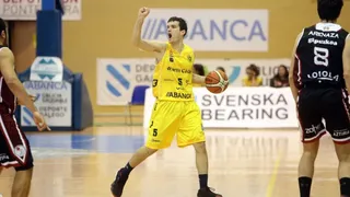 Cambados acaba con la racha de Sammic. Granada y Lucentum, sufren y ganan